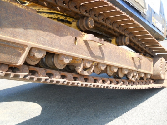 ขายรถขุดนำเข้าจากประเทศญี่ปุ่น komatsu pc200LC-5 สนใจติดต่อสอบถาม 092-3309229 อี๊ด