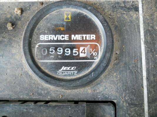 ขายรถขุดนำเข้าจากประเทศญี่ปุ่น komatsu pc200LC-5 สนใจติดต่อสอบถาม 092-3309229 อี๊ด