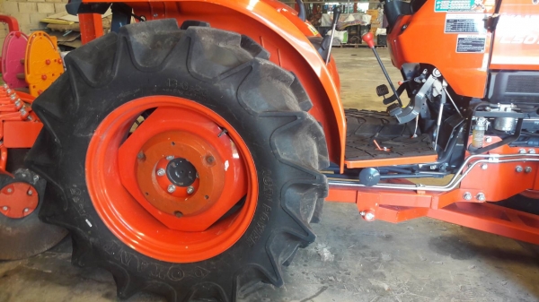 รถแทรกเตอร์มือสอง