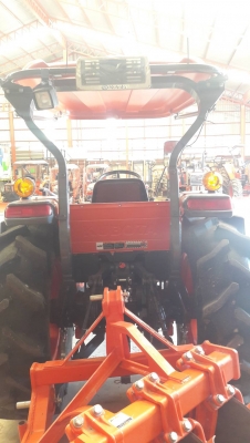 รถแทรกเตอร์มือสอง