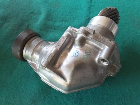 เกียร์ทด 1:1 วัสดุอลูมิเนียม สภาพดี ราคา 1500 บาทรวมส่งค่ะ