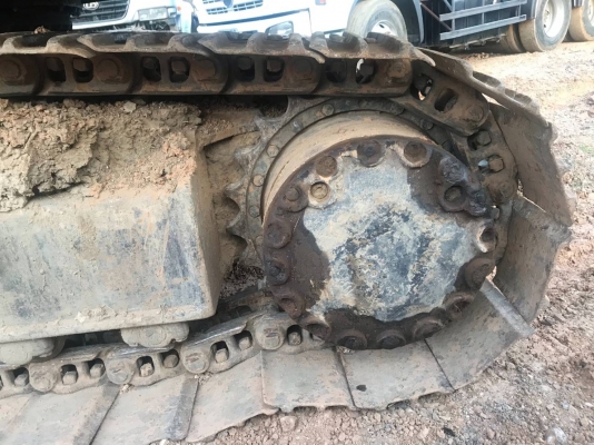 ขาย 465,000 KOMATSU pc 200-6 เล่มทะเบียน ไฟฟ้าตัด เครื่องดี ปั้มทำใหม่ เอวดี ช่วงล่างเต็ม รถพร้อมใช้ รถอยู่ สระบุรี 090-772-3710 090-772-3708