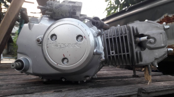 ต้องการขายเครื่อง LIFAN สเปค Wave125 เป็นรุ่นสตาร์ทมือ