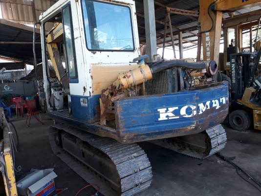 ขายด่วนรถแบคโฮKOMATSU=PC=60=5 ปี55 จัดไฟแน้นได้