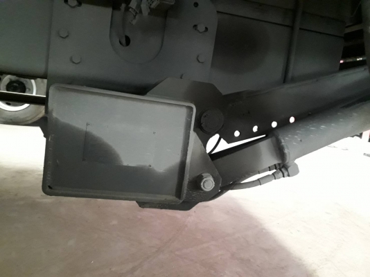 ต้องการขายลิฟท้าย ZEPRO  สำหรับใส่กับรถ 6 ล้อ สภาพสวยพร้อมใช้ (ไม่รวมติดตั้ง)  สนใจ ติดต่อ   089-2050655 , 084-5391041