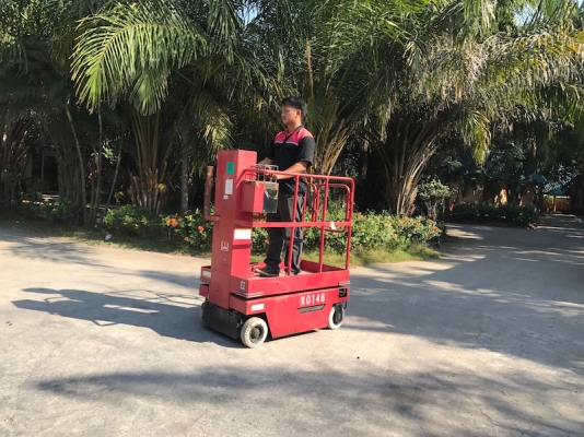 ขายรถกระเช้า AICHI ไฟฟ้า สูง3เมตร รับน้ำหนักได้200โล สวยเดิมจากญี่ปุ่นยังไม่เคยใช้ในไทย 39,000เท่านั้น