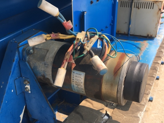 รถกระเช้าตีนตะขาบ TAKAGI ยกสูง 4เมตร