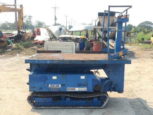 รถกระเช้าตีนตะขาบ TAKAGI ยกสูง 4เมตร