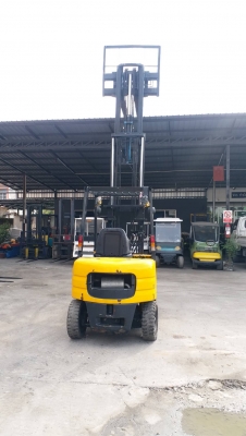 ขายรถโฟร์คลิฟท์ดีเซล 2.5ตัน เสา4 เมตร