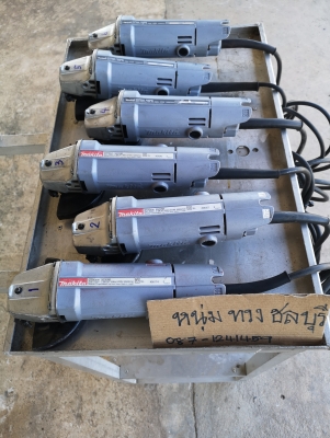 ขายหินเจียร 4 นิ้ว มืิอ2 สภาพเดิม ยี่ห้อ MAKITA.รุ่น 9500NB(Made in Japan)