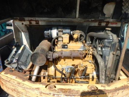 ขายรถขุดKomatsu PC30-6 เครื่องยนต์3D84 เครื่องโคมัสสุ 3 สูบ คอนโทรลลูกหมาก ปั้มเฟือง ใบมีด แทรคยาง รถเดิมๆเก่านอก (มีเอกสาร)