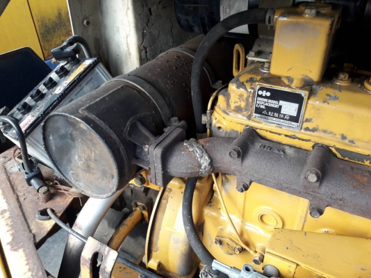 ขายรถขุดKomatsu PC30-6 เครื่องยนต์3D84 เครื่องโคมัสสุ 3 สูบ คอนโทรลลูกหมาก ปั้มเฟือง ใบมีด แทรคยาง รถเดิมๆเก่านอก (มีเอกสาร)