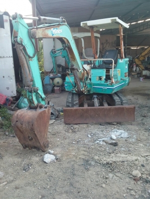 ขายรถขุด Hanix รุ่น H27 ขนาดเทียบเท่า PC20 เครื่องยนต์มิตซูบิชิ-K4E 4 สูบ คอนโทรลน้ำมัน ปั้มเฟือง มีหลังคา สวิงบูม แทรคยาง ใบมีด รถเก่านอก (มีเอกสาร)
