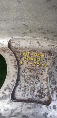 ขายล้อ MICKEY แท้ ขอบ 16" กว้าง 10" ออฟลบ 25 สวยๆ