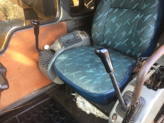 ขายแบคโฮ PC 200-6 KOMATSU ขายแบคโฮ PC 200-6 KOMATSU