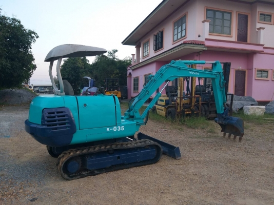 ขายรถแมคโค KUBOTA K-035 แทรคยาง  คอนโทรลสั้น ปั้มนิ้ว มีไปป์ปิ้ง ติอต่อ 098-7962549