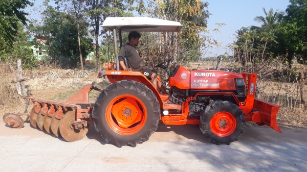 ขายL3408DTสภาพสวยๆพร้อมอุปกร 3ชิ้นดันหน้า+ผานช้าง+โรตารี่ เล่มมะเบียนพร้อมโอน