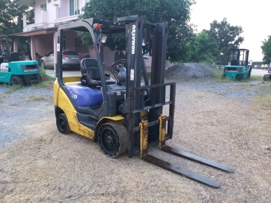 ขายรถยก KOMATSU FG20-15 เครื่องเบนซิน เกียร์ออโต้ ยกได้2ตัน เสา3เมตร ยางตันหน้า-หลัง ติดต่อ 098-7962549