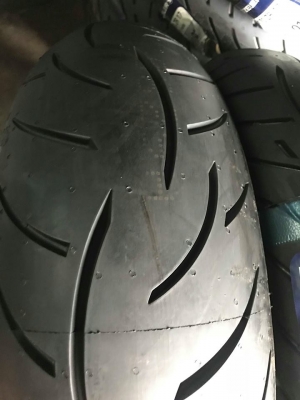 ยางใหม่ Metzeler Roadtec Z8 Interact ลดล้างสต็อก ยางใหม่ Metzeler Roadtec Z8 Interact ลดล้างสต็อก