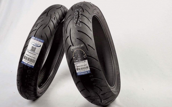 ยางใหม่ Metzeler Roadtec Z8 Interact ลดล้างสต็อก ยางใหม่ Metzeler Roadtec Z8 Interact ลดล้างสต็อก