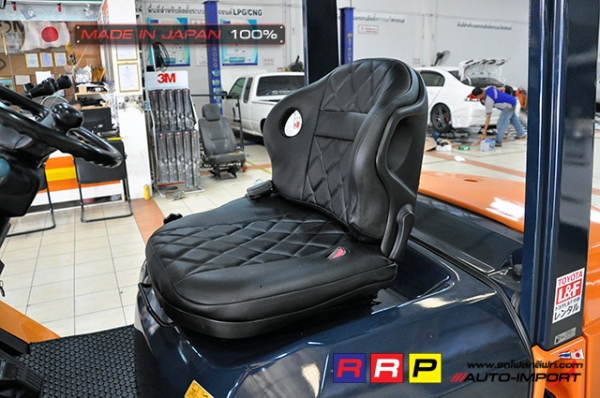 ขายรถโฟล์คลิฟท์มือสอง TOYOTA รุ่น 7FD25-25345 นำเข้าจากประเทศญี่ปุ่น 100\% ไม่เคยใช้งานในไทย