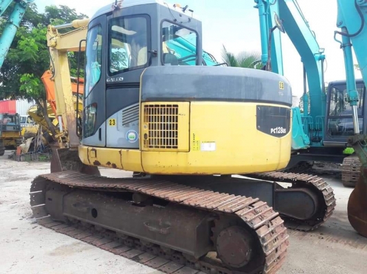 ขายจ้า..KOMATSU PC128US-2E1. เก่านอกแท้  เดิมๆๆ  เครื่องปั๊มดี    6,xxx ชั่วโมง  พร้อมใช้  โทร 089-3818694 จ๊อย