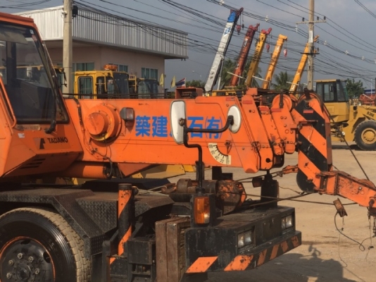 ขายรถเครน TADANO TR80M-1 (ขนาด 8 ตัน) ปี 1993 รถนอกนำเข้าจากญี่ปุ่น สภาพสวยพร้อมใช้ มีVDOการทำงานครั