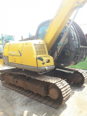 ขายจ้า..KOBELCO SK60-3 มาร์คไฟว์  ซุปเปอร์  เก่าใน สภาพสภาพดี ใช้งานมา 5,xxx ชั่วโมง  มีลายแย๊ก พร้อมผานดัน  เอกสารอินวอย โทร 089-3818694  จ๊อย
