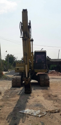 ขายรถแบคโฮ KOMATSU PC200-6 หัวกระแทกพร้อมบุ้งกี๋ ระบบไฟเต็ม แอร์พร้อม ราคา 850000 ขายรถแบคโฮ KOMATSU PC200-6 หัวกระแทกพร้อมบุ้งกี๋ ระบบไฟเต็ม แอร์พร้อม ราคา 850000