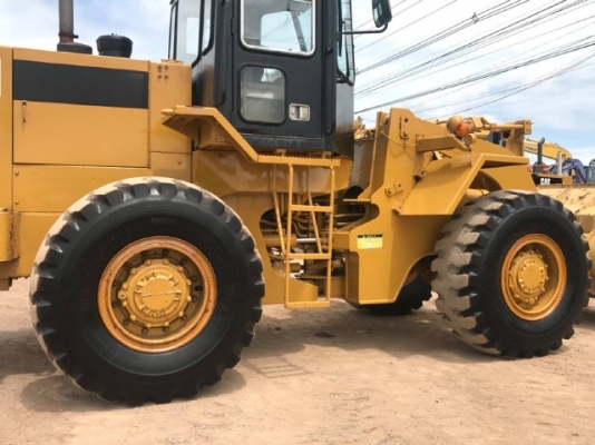 ขายรถตักล้อยาง CAT 936Z (4,XXX ชั่วโมง) นำเข้าเองจากญี่ปุ่น สภาพสวยพร้อมใช้ มีVDOการทำงานครับ