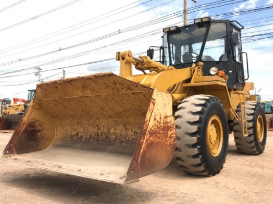 ขายรถตักล้อยาง CAT 936Z (4,XXX ชั่วโมง) นำเข้าเองจากญี่ปุ่น สภาพสวยพร้อมใช้ มีVDOการทำงานครับ