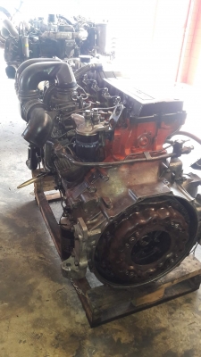 เครื่องยนต์อีซูสุ6HE1#195แรงม้าสวยๆติดดีพร้อมใช้ครับที่วุศอะไหล่081--1951535ครับ