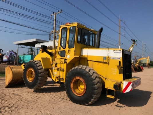 ขายรถตักล้อยาง CAT 950F มีใบมีดดัน นำเข้าเองจากญี่ปุ่น สภาพสวยพร้อมใช้ มีVDOการทำงานครับ