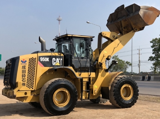 ขายรถตักล้อยาง CAT 950K ปี 2013 นำเข้าเองจากญี่ปุ่น สภาพสวยพร้อมใช้ มีVDOการทำงานครับ