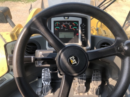 ขายรถตักล้อยาง CAT 950K ปี 2013 นำเข้าเองจากญี่ปุ่น สภาพสวยพร้อมใช้ มีVDOการทำงานครับ
