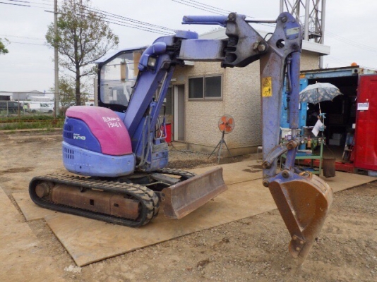 ขาย รถแม็คโคร KOMATSU 30UU-3 พร้อมใช้งาน นำเข้าเองจากประเทศญี่ปุ่น ติดต่อ 063-9316985 ID LINE : 0639316985 ครับ