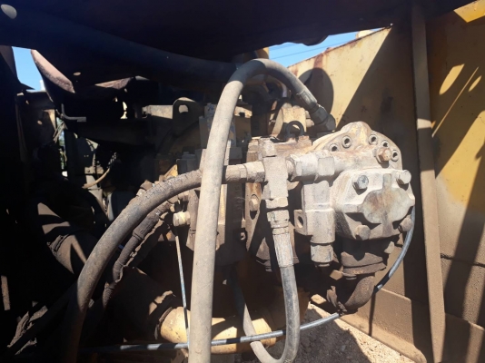 รถแบคโฮ โคมัตสุ PC200-3 ราคา250000 ช่างหมึก 094-7452226