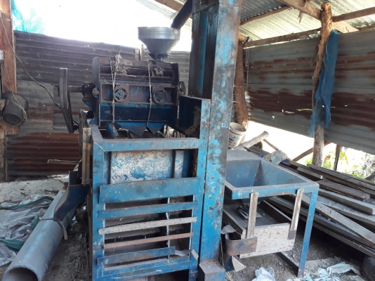 ขายต่อสภาพโรงสีข้าวหิน 18 นิ้ว