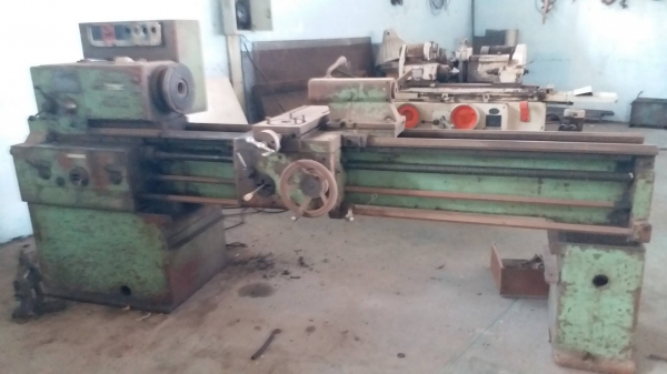 ขายกลึง8ฟุตยุโรปตามสภาพราคาถูกคับ