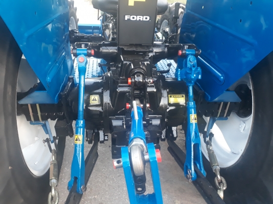 ขายฟอดร์ 6610 สองเพาคาราโล่ เกียรกลาง พร้อมใช้