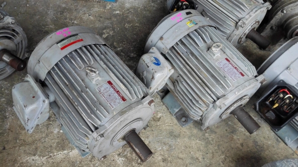มอเตอร์ไฟฟ้ากำลังรอบเร็ว Mitsubishi 2 POLE 2900 RPM 380V สภาพสวยลวดเดิมวิ่งนิ่มพร้อมใช้