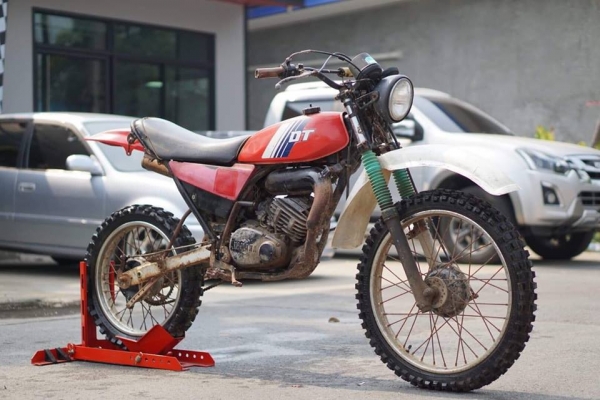 ร้าน วุฒิ นนบุรี ขาย Yamaha DT125 4L8
