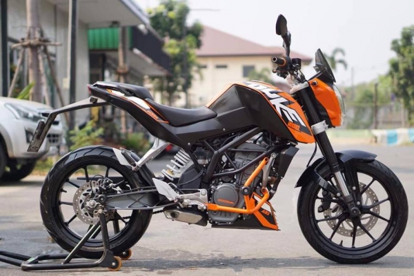 ร้าน วุฒิ นนบุรี ขาย KTM duke200cc. เดิมสวย