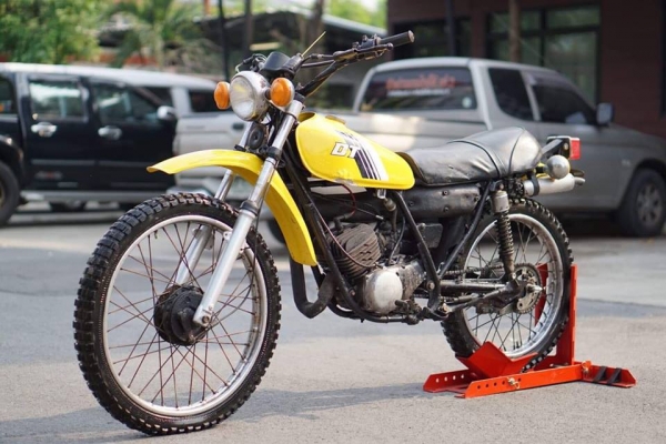ร้าน วุฒิ นนบุรี ขาย Yamaha DT100 1XO