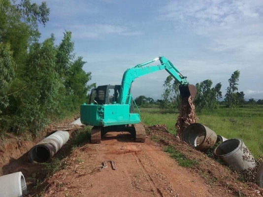 ขาย295.000บาท แมคโครโกเบSk60-2มาคทู ปั้มนิ้ว คอนโทรนน้ำมัน เครื่อวปั้มแรงดี แอร์เย็นพร้อมใช้งาน