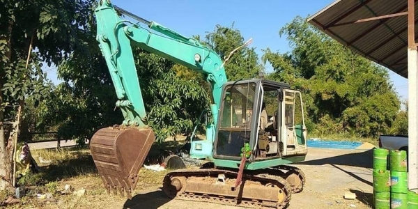 ขาย295.000บาท แมคโครโกเบSk60-2มาคทู ปั้มนิ้ว คอนโทรนน้ำมัน เครื่อวปั้มแรงดี แอร์เย็นพร้อมใช้งาน