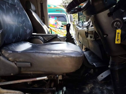 HINO S 500 FM2P 360 HP ปี 55 ห้างแท้ CNG มี2หัว มีระบบปั้มไฮโดรลิคดัมพ์ เสียบหางเซมิดัมพ์ใช้ได้เลย รถเดิมๆหัวบาง ยางด้อย ครัชซีสวย เครื่องดี พร้อมใช้