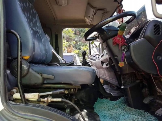 HINO S 500 FM2P 360 HP ปี 55 ห้างแท้ CNG มี2หัว มีระบบปั้มไฮโดรลิคดัมพ์ เสียบหางเซมิดัมพ์ใช้ได้เลย รถเดิมๆหัวบาง ยางด้อย ครัชซีสวย เครื่องดี พร้อมใช้