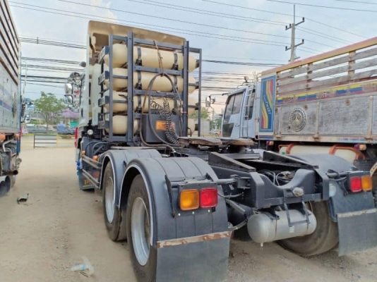 Isuzu 354 แรง ปี 55 หัวลากสิบล้อ CNG ไมล์ 32x,xxx #น้ำหนักรถ 9,700 พร้อมใช้งาน Isuzu 354 แรง ปี 55 หัวลากสิบล้อ CNG ไมล์ 32x,xxx #น้ำหนักรถ 9,700 พร้อมใช้งาน