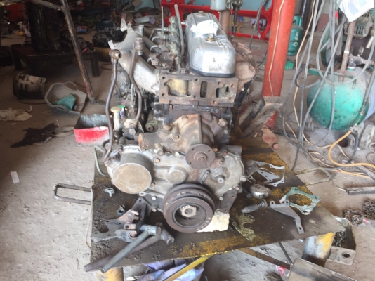 ขาย28000เครื่องอีซูซุ100แรงซีบีบีหนึ่งเครื่องฟิดใหม่ปลอกลูกแหวนพร้อมใบคุมครับโทร0980975287